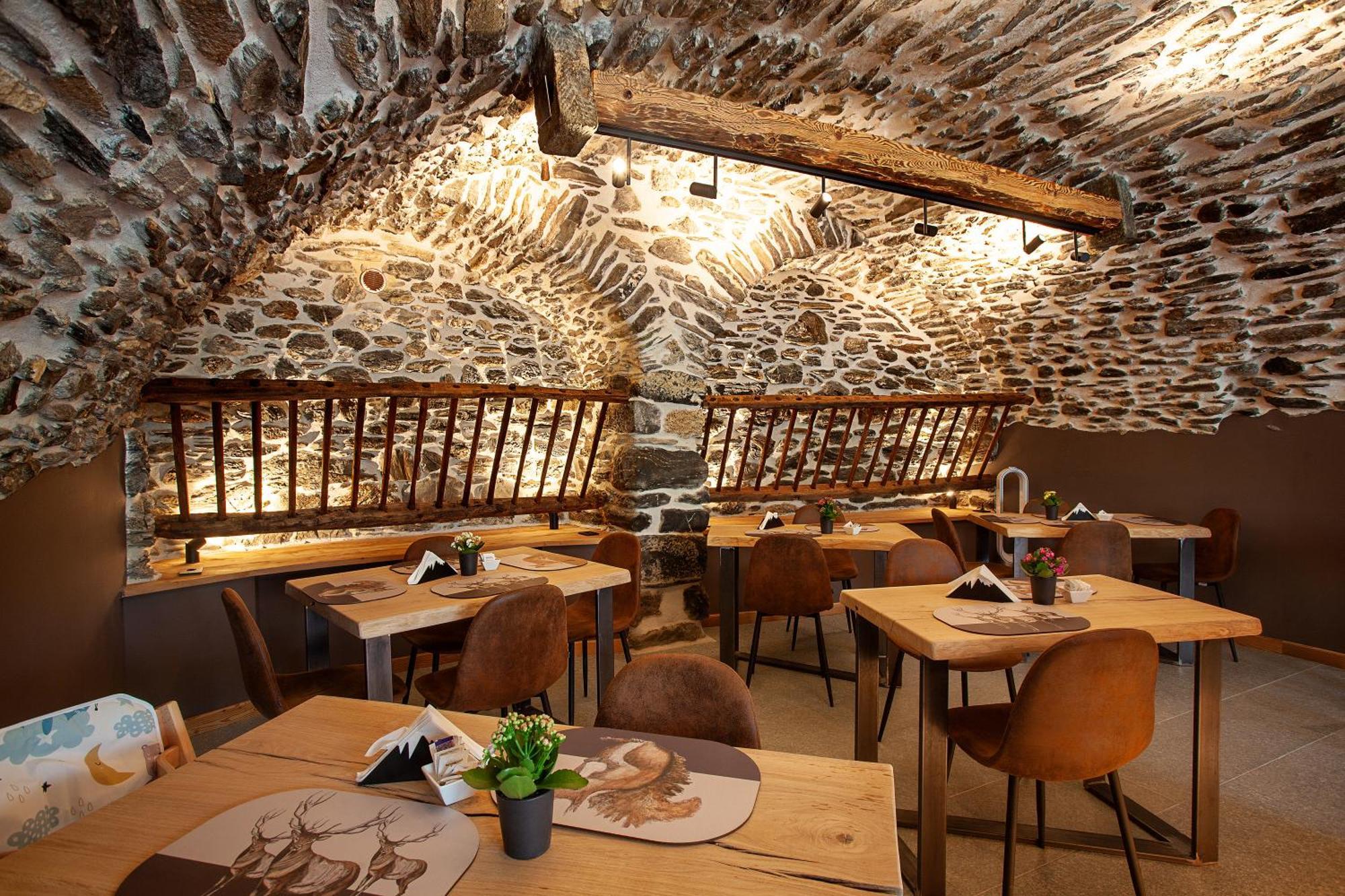 Grande Cote Room And Breakfast Cesana Torinese Exteriör bild
